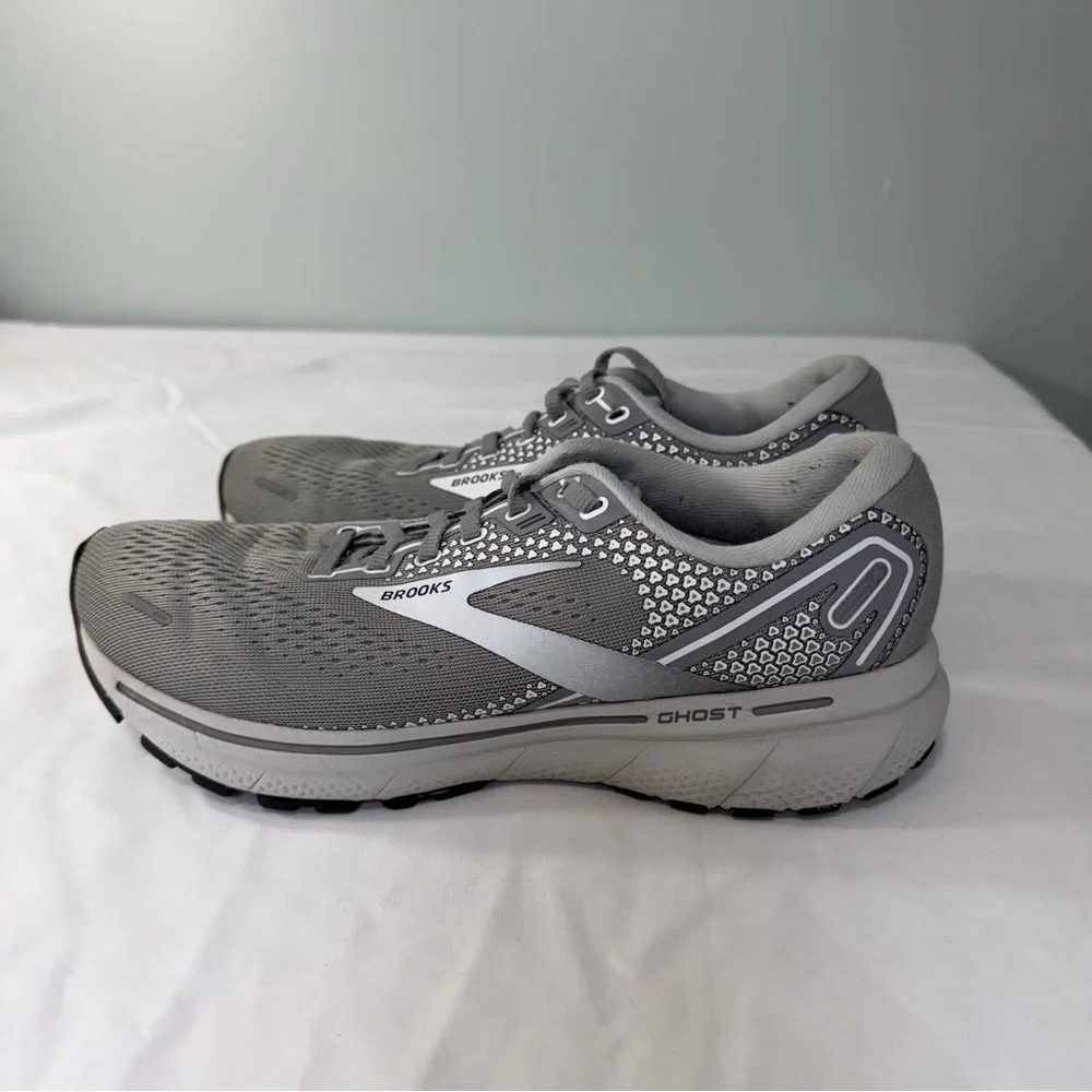 Brooks Ghost 14 Women’s Athletic Gray Running Sneakers Size 8.5‎
